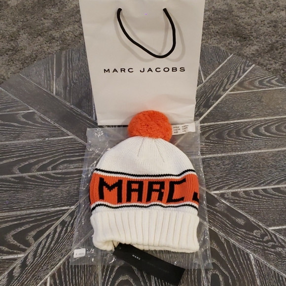 Marc Jacobs Accessories - NWT Marc Jacobs Winter Hat